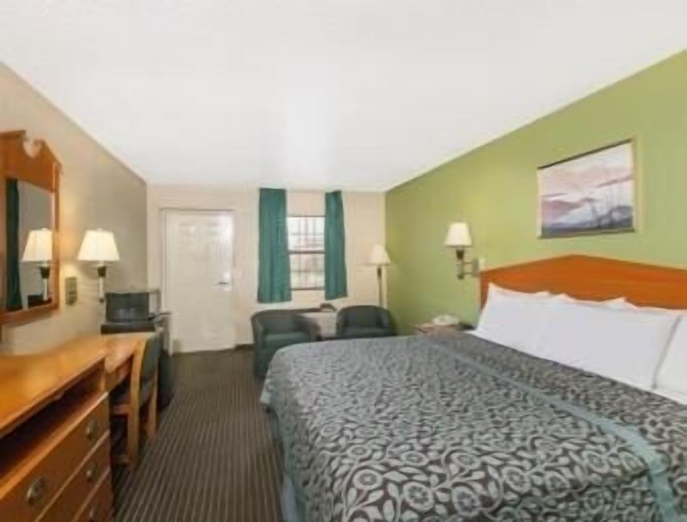 Days Inn By Wyndham Brownsville Bagian luar foto